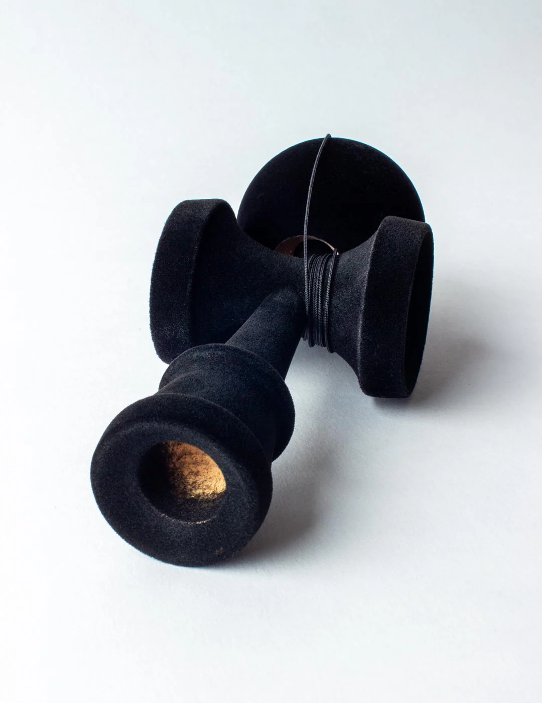 SWEETS FUZZY - BLACK - BROKEN SHAPE